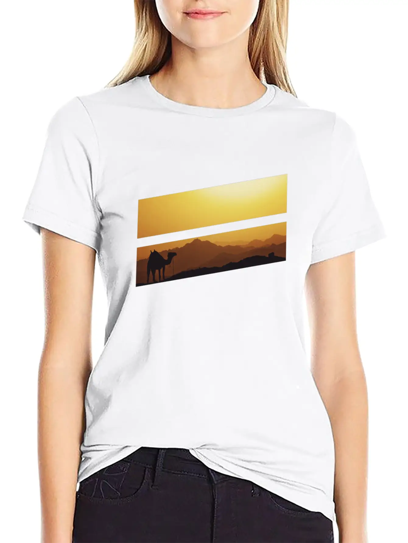 0391 CamelCamel In The Desert Classic Crew Neck Graphic Tee – Everyday Minimal Look