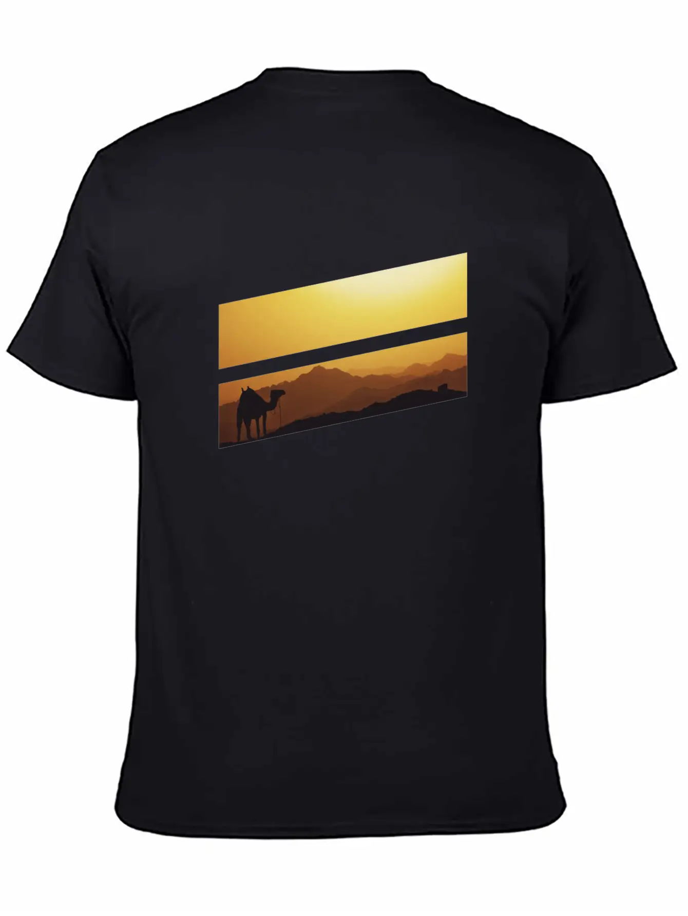 0391 CamelCamel In The Desert Classic Crew Neck Graphic Tee – Everyday Minimal Look