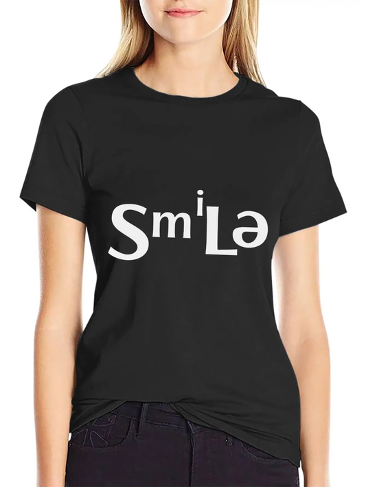 "Smile" Abstract Design Classic Crew Neck Graphic Tee – Everyday Minimal Look